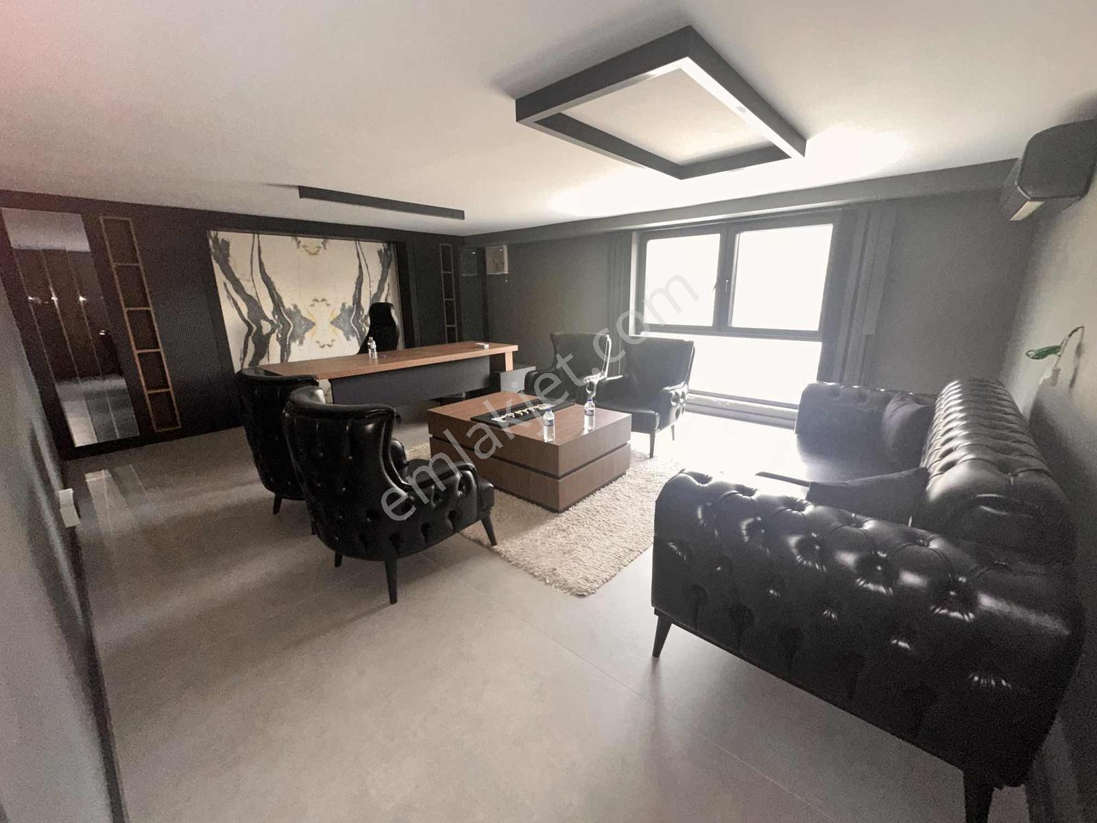 Ordu Giresun Bulvar Üzeri Lüx Dizayn 1345 M2 Kiralık İşyeri - Görsel 24