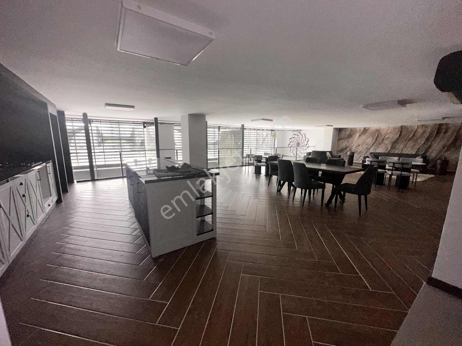 Ordu Giresun Bulvar Üzeri Lüx Dizayn 1345 M2 Kiralık İşyeri - Görsel 8
