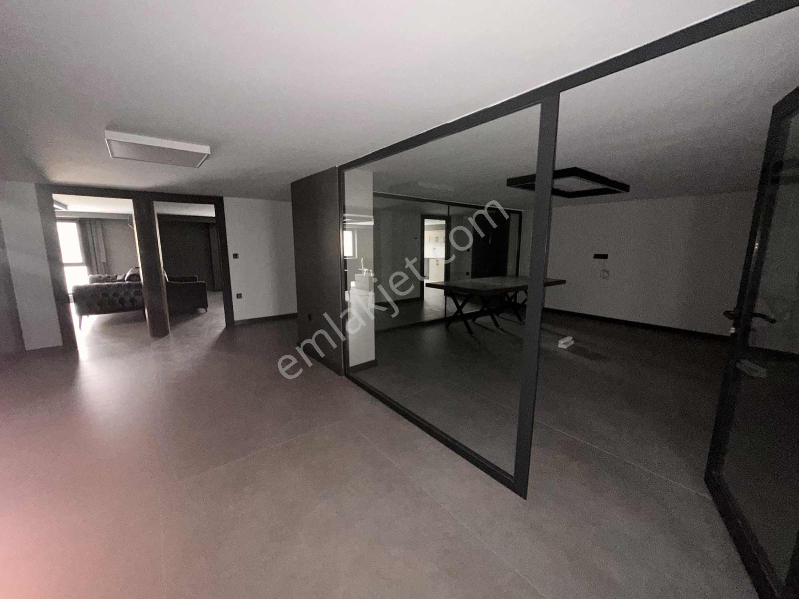 Ordu Giresun Bulvar Üzeri Lüx Dizayn 1345 M2 Kiralık İşyeri - Görsel 26