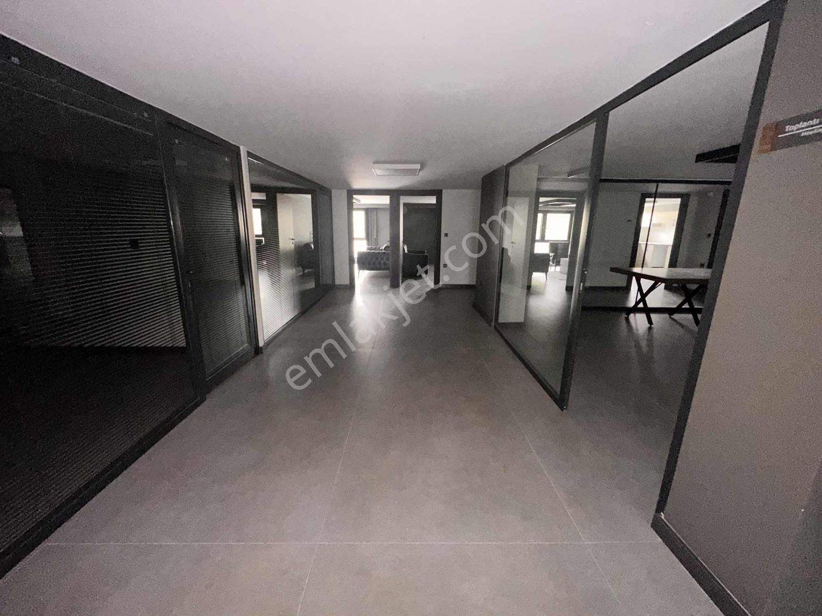 Ordu Giresun Bulvar Üzeri Lüx Dizayn 1345 M2 Kiralık İşyeri - Görsel 6