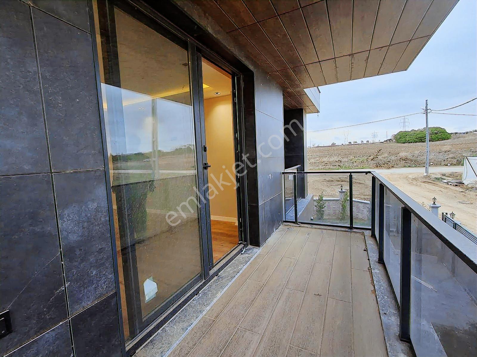 Silivri Çanta Bölgesinde Kiralık Sıfır Lüx 5+1 Villa - Görsel 30