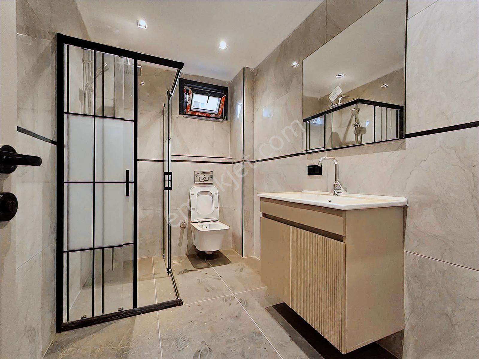 Silivri Çanta Bölgesinde Kiralık Sıfır Lüx 5+1 Villa - Görsel 26