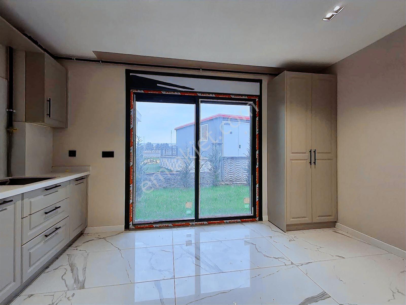 Silivri Çanta Bölgesinde Kiralık Sıfır Lüx 5+1 Villa - Görsel 17