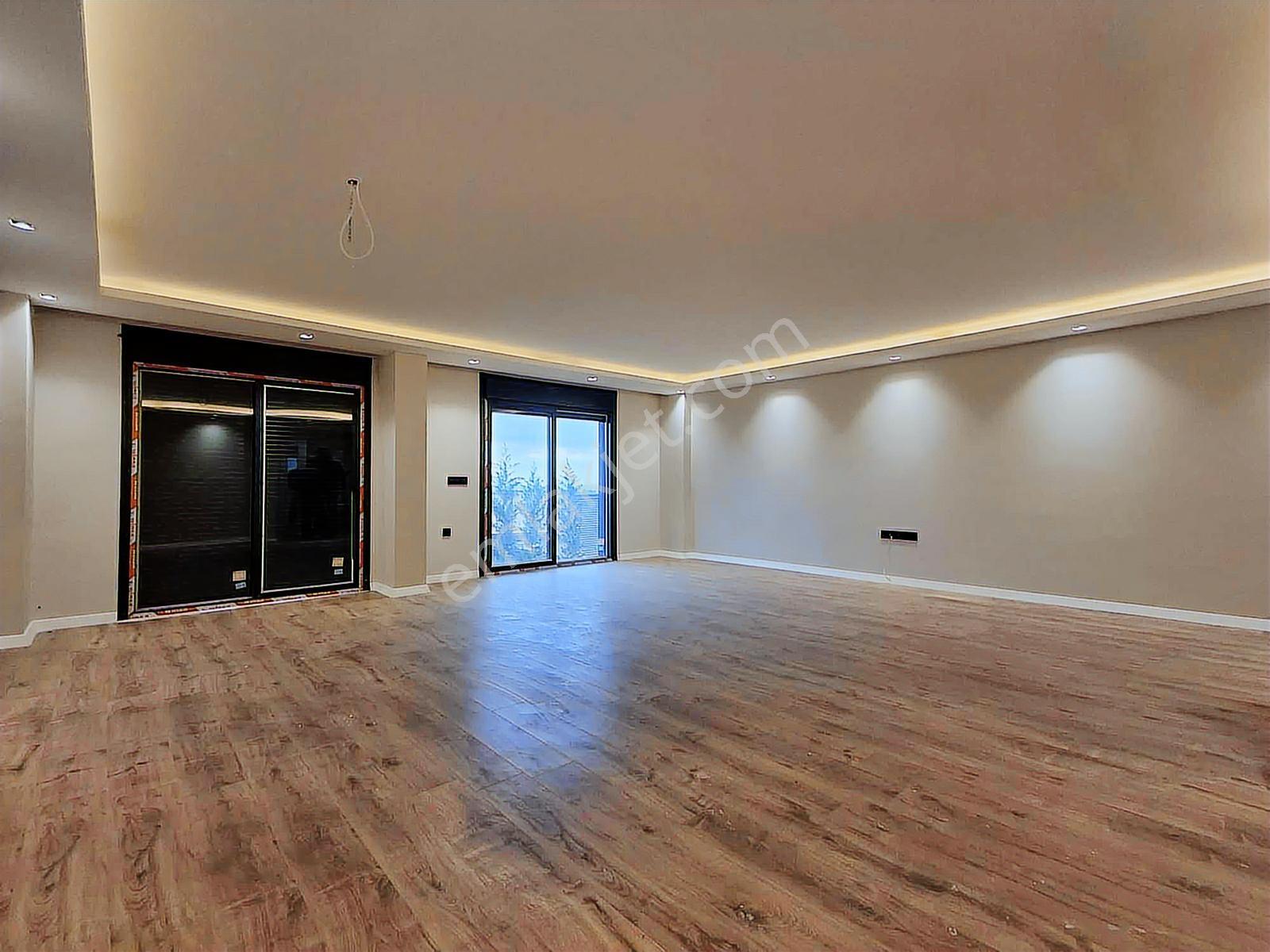 Silivri Çanta Bölgesinde Kiralık Sıfır Lüx 5+1 Villa - Görsel 8