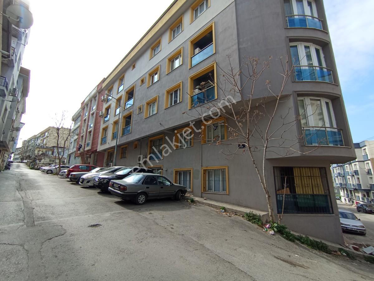 Buca Adatepe Mah Kiralık 1+1 Eşyalı Temiz - Görsel 15
