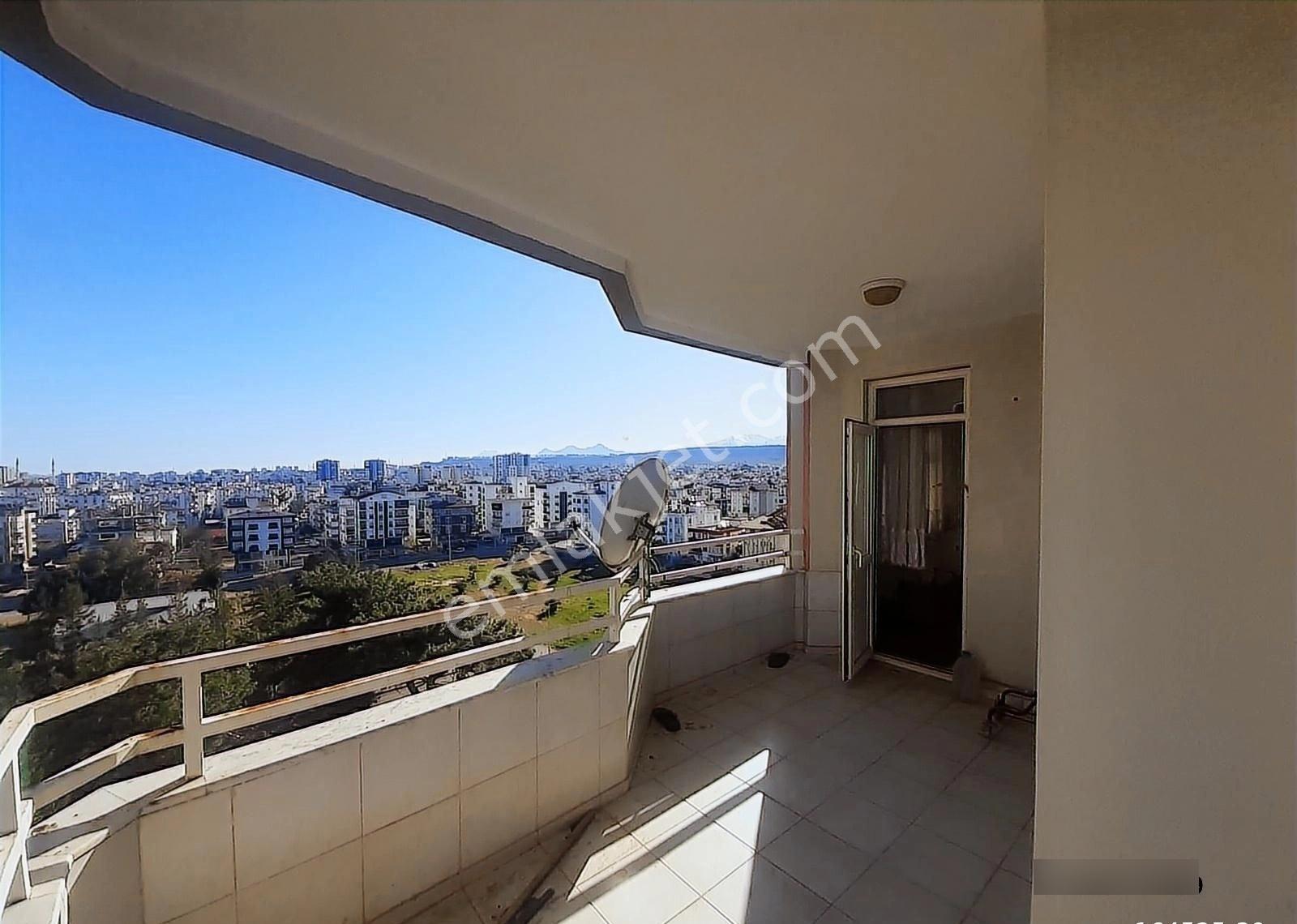 Varsak Aktoprak Sitede Geniş 3 Artı 1 Daire
