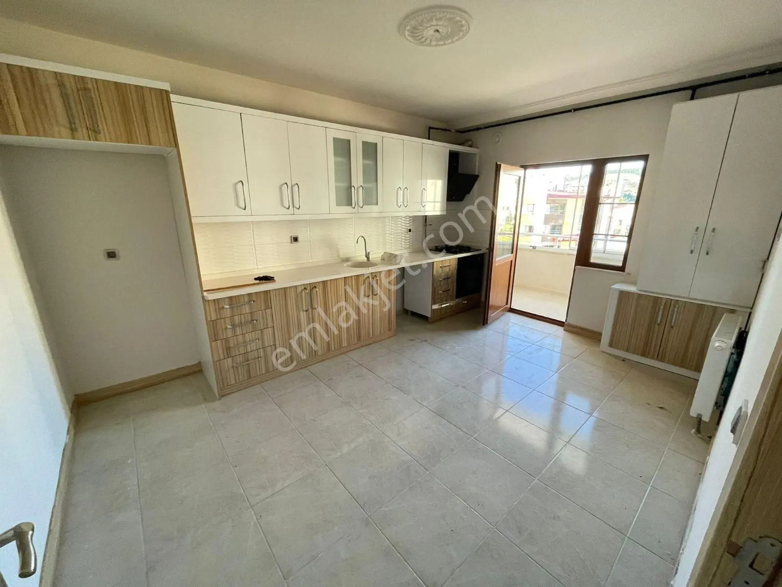 Yimpaş Tokide Ara Kat 4+1 Kiralık Daire --- Burcu Emlaktan - Görsel 4