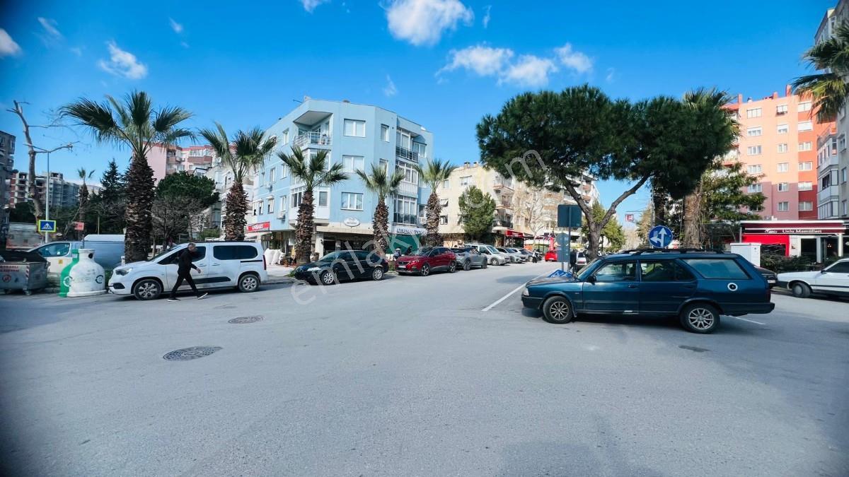 Bayraklı Mansuroğlunda Satılık 28m² Dükkan Merkezi Konum - Görsel 8