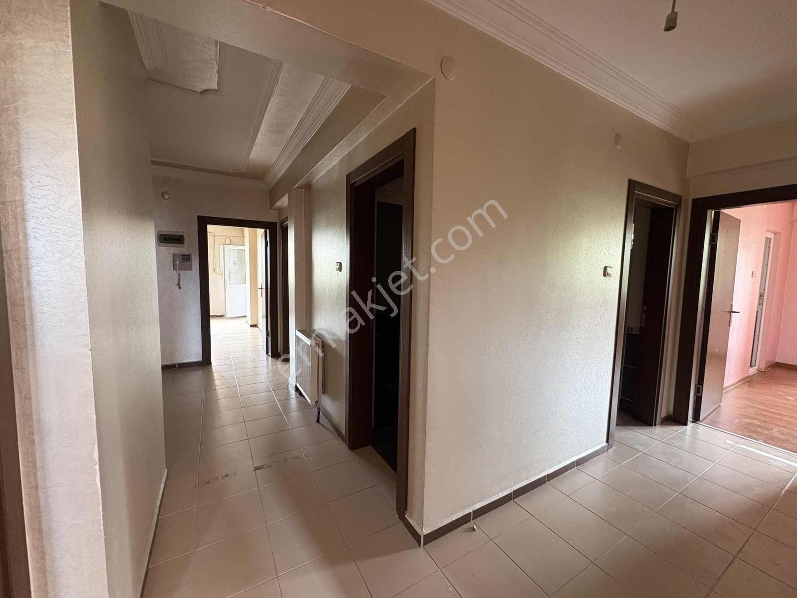 Alaaddin Okçu K İ R A L I Y O R Gültepede Site İçersinde 3+1 - Görsel 22
