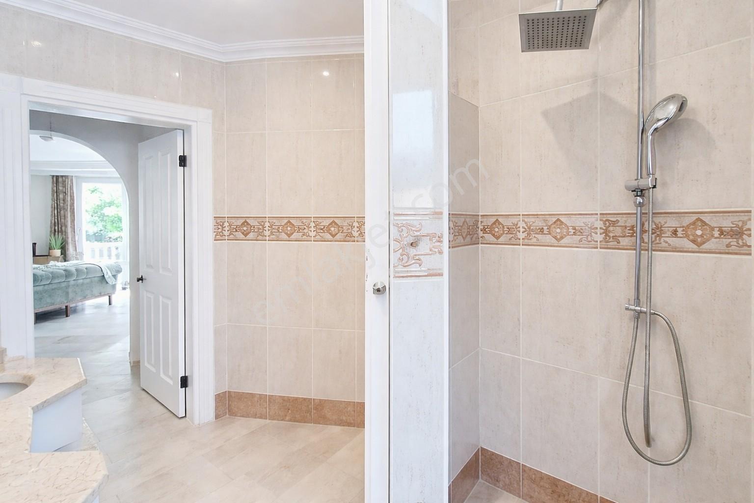 Kargıcakta 700m² Arsada Müstakil Deniz Manzaralı Villa - Görsel 34