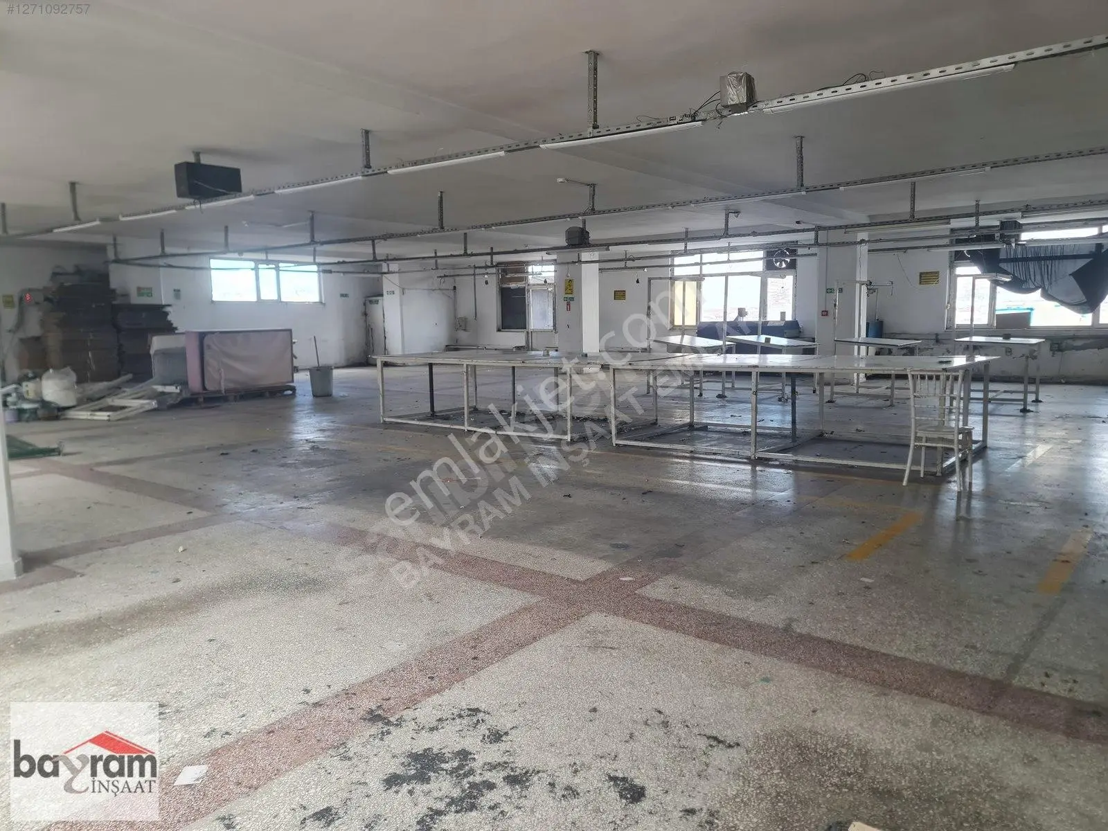 Mimar Sinan Caddesinde 500 M² Sanayi Elektrikli Kiralık İşyeri