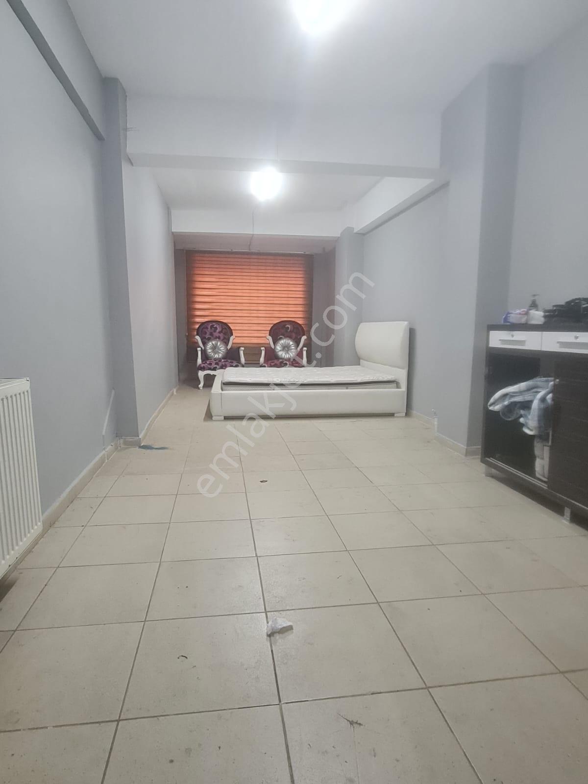 Bahçelievler Yenibosna'da 6 Katlı Satılık Komple Bina - Görsel 4