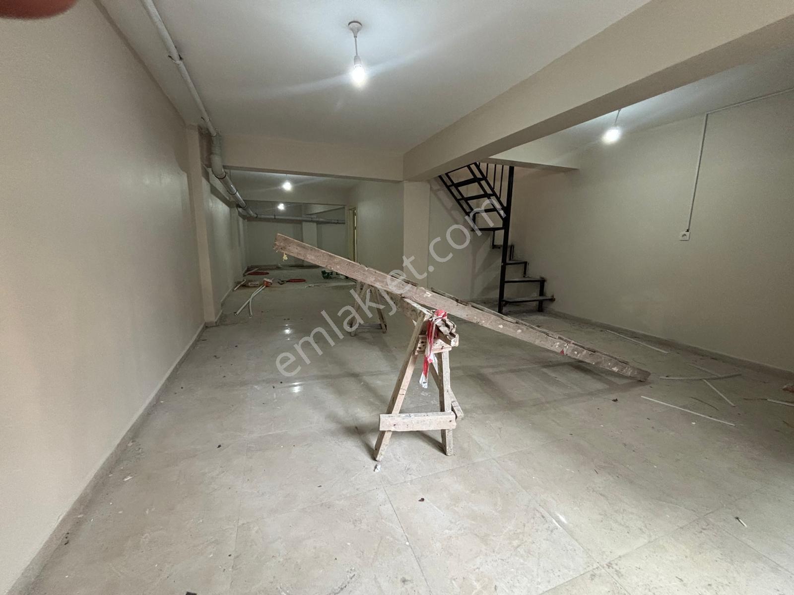Mahmutbey Caddesi Üzerinde 150 M² Depolu Kiralık Dükkan - Görsel 12