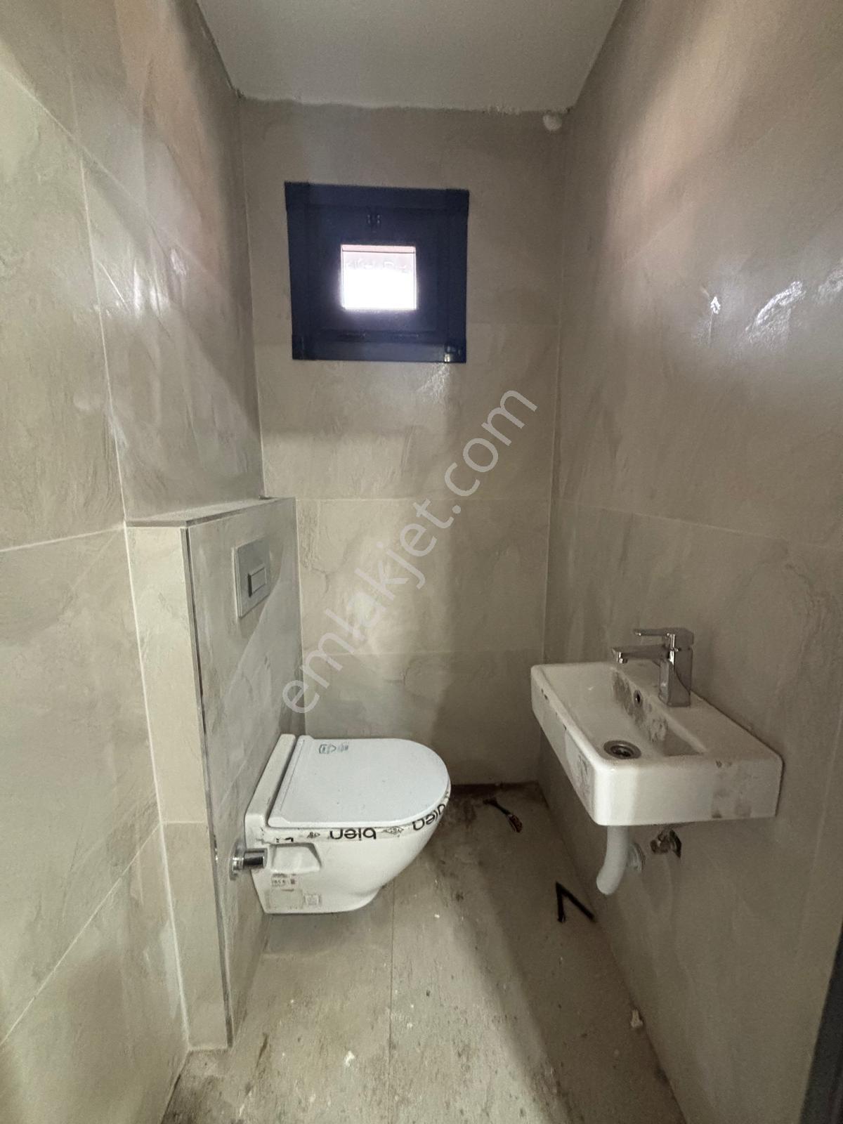 Mahmutbey Caddesi Üzerinde 150 M² Depolu Kiralık Dükkan - Görsel 8