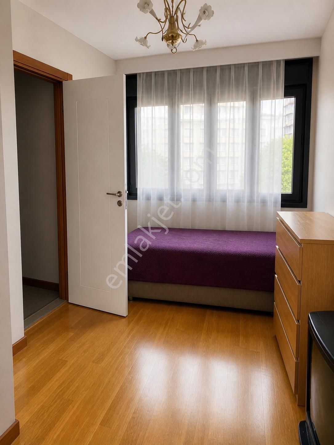 Göztepe'nin Kalbinde Modern Mimari 2016 Yapımı 2+1 Satılık - Görsel 15