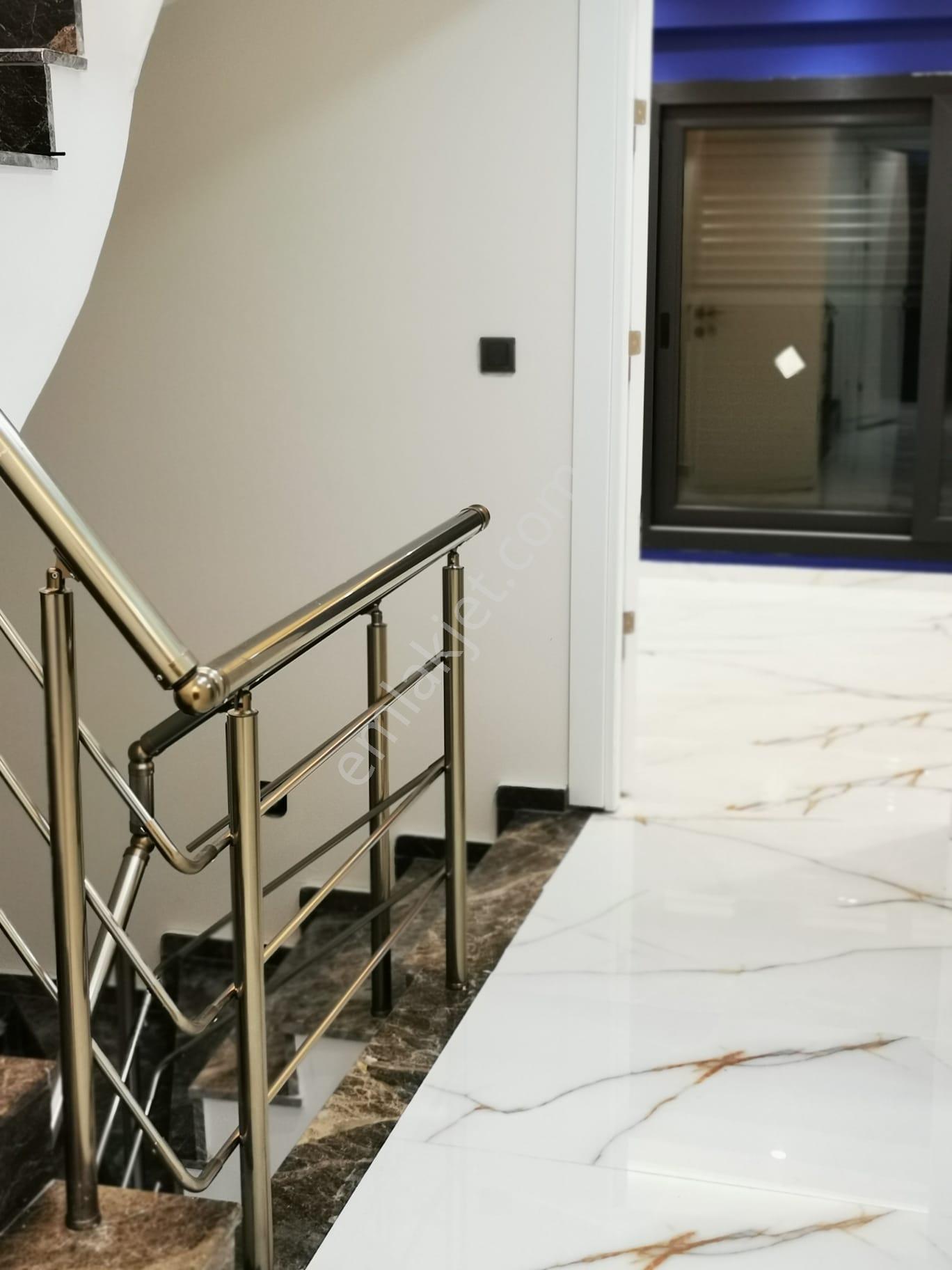 Dikili Çandarlıda Sıfır Deniz Manzaralı 2+1 Satılık Villa - Görsel 14