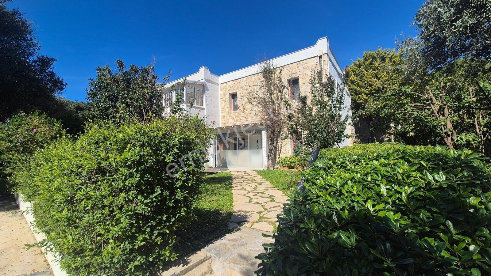Bodrum Konacık'ta Site İçinde Sezonluk Eşyalı Kiralık Dubleks - Görsel 4