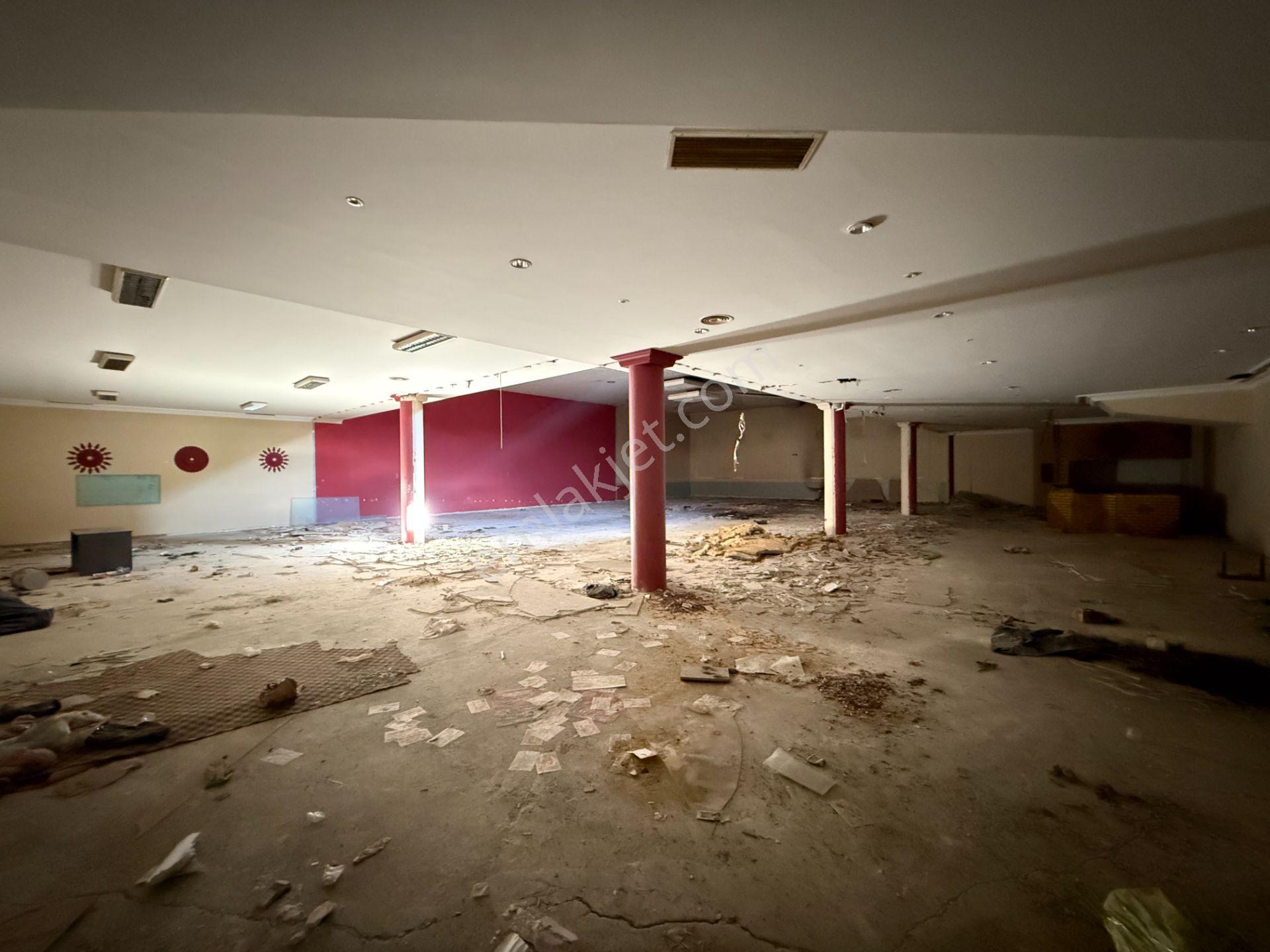 Galleri İş Merkezinde 750 M2 1. Kat Yüksek Tavan Kiralık Ofis/işyeri - Görsel 3