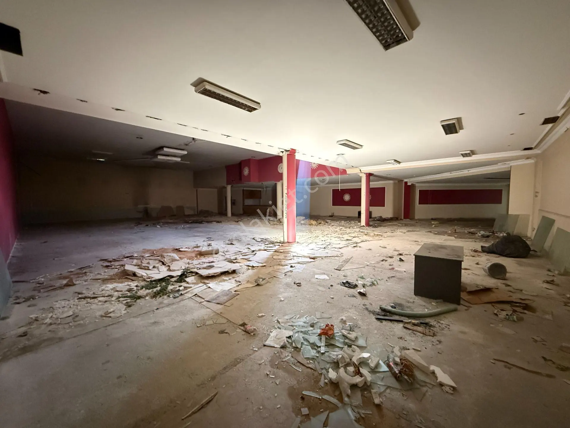 Galleri İş Merkezinde 750 M2 1. Kat Yüksek Tavan Kiralık Ofis/işyeri - Görsel 5