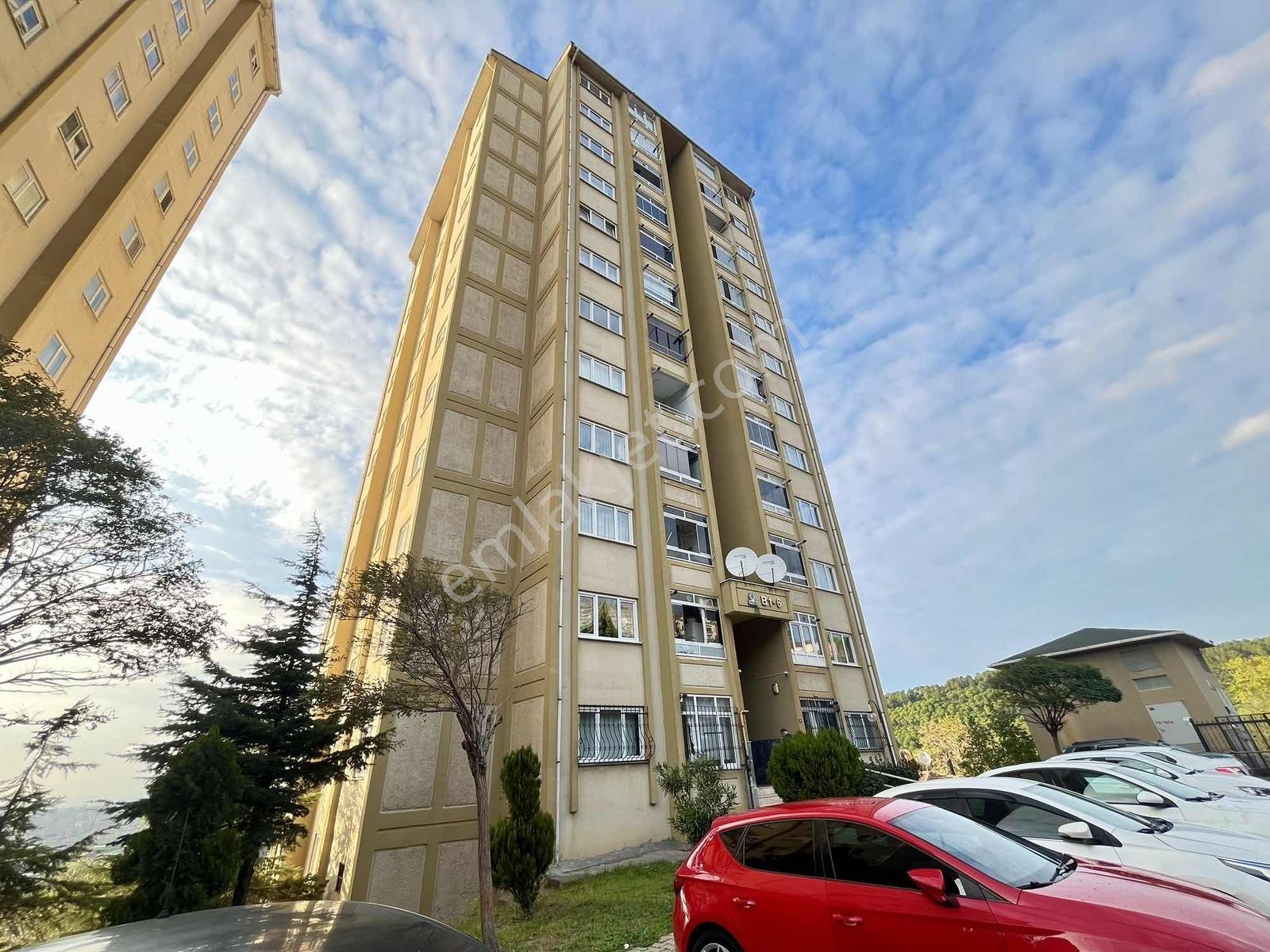 Re/max Toki Konutlarında 2+1 Satılık İskanlı Daire