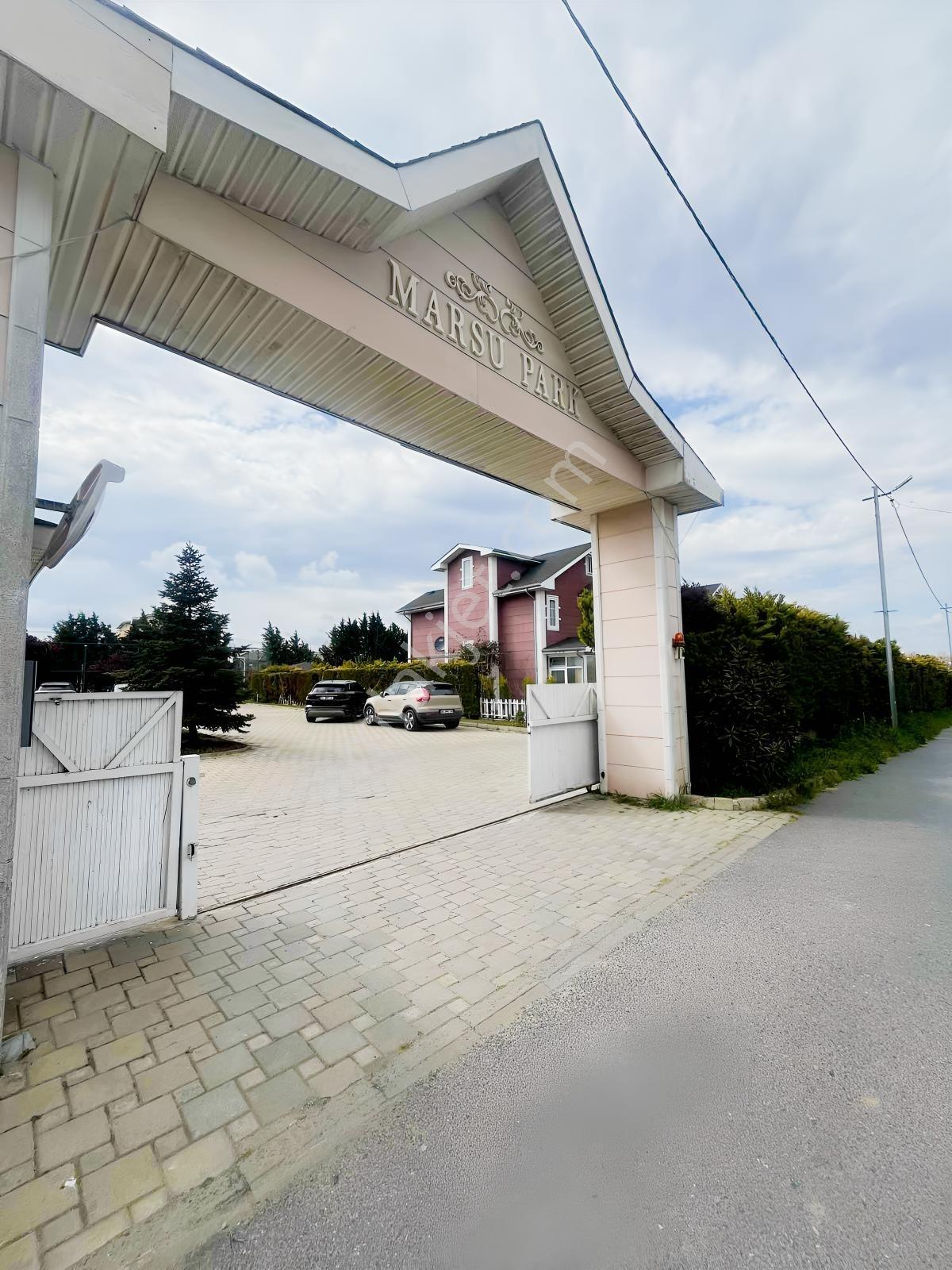 Silivri Marsu Parkta Site İçi Güvenlikli, Bahçeli Lüks Villa - Görsel 12