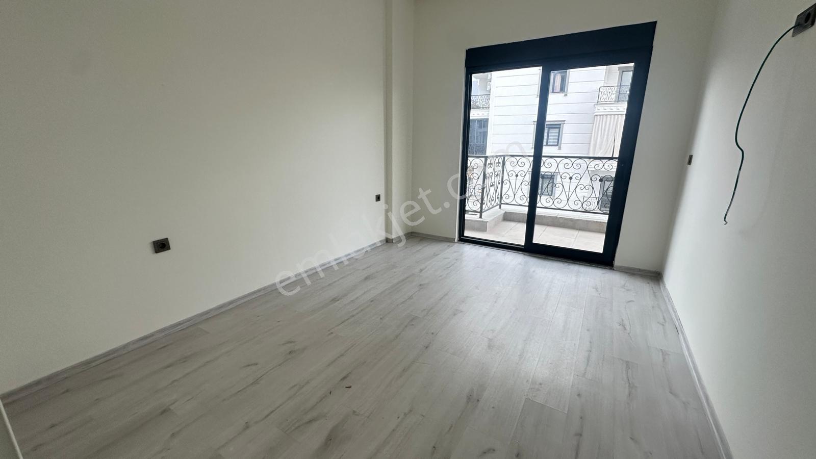 Alanya Mahmutlar'da Aktiviteli Site İçerisinde 1+1 Eşyasız Daire - Görsel 8