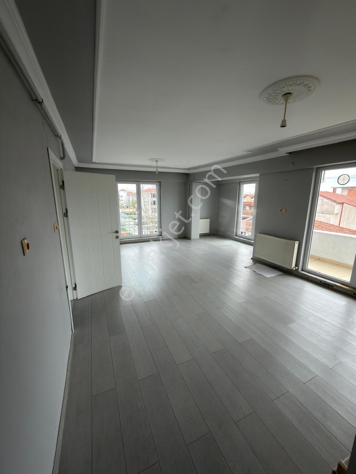Adapazarı Güneşler Mahallesinde Geniş Ve Ferah 2+1 Kiralık Daire - Görsel 7
