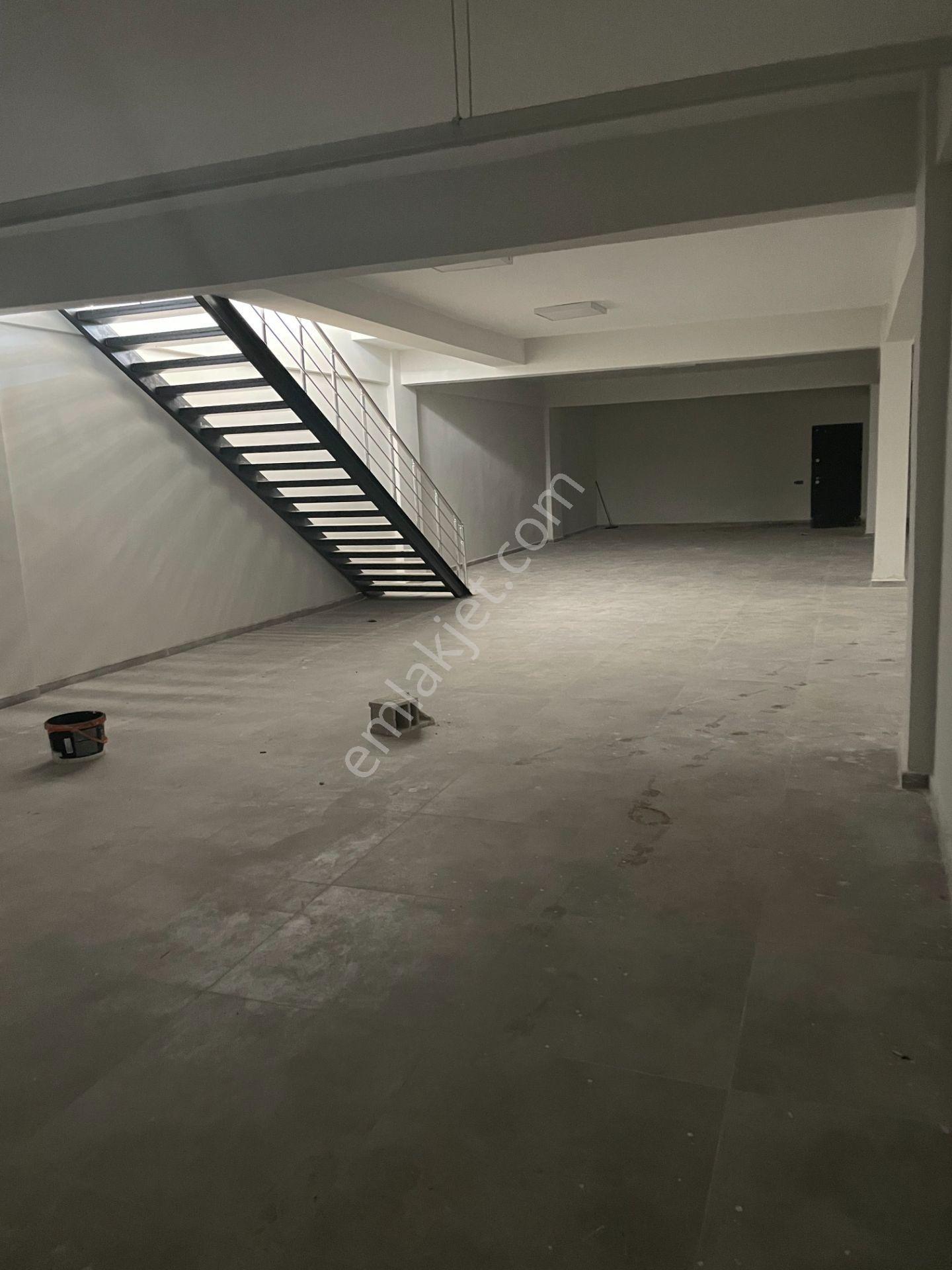 Sahibinden Ana Cadde Üzeri 450 M² 3 Katlı İskanlı Ticari Dükkan - Görsel 19