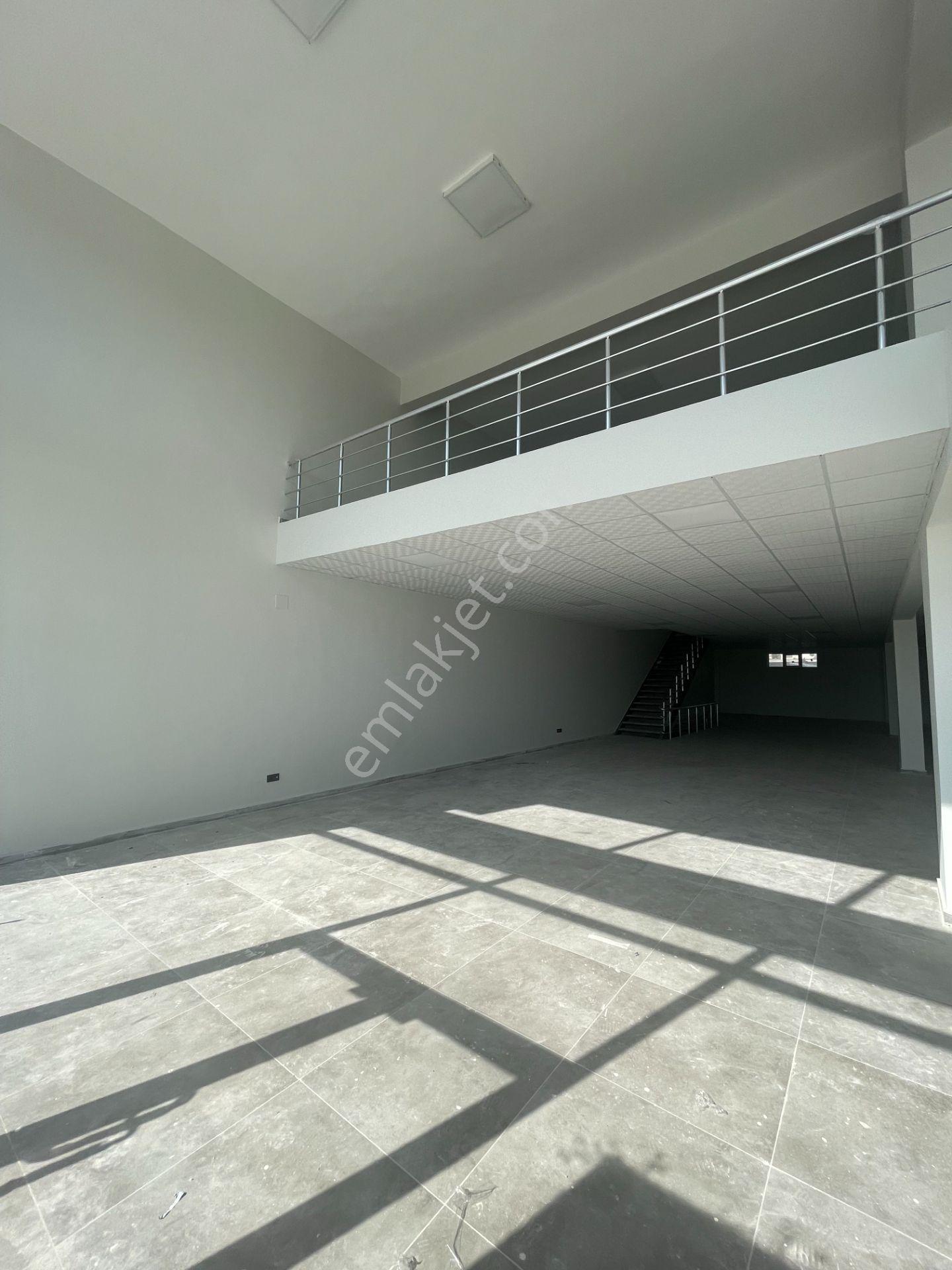 Sahibinden Ana Cadde Üzeri 450 M² 3 Katlı İskanlı Ticari Dükkan - Görsel 16