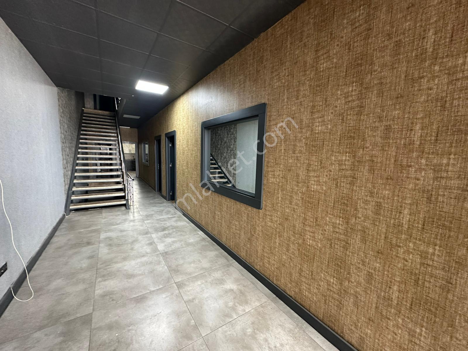 Sahibinden Ana Cadde Üzeri 450 M² 3 Katlı İskanlı Ticari Dükkan - Görsel 6