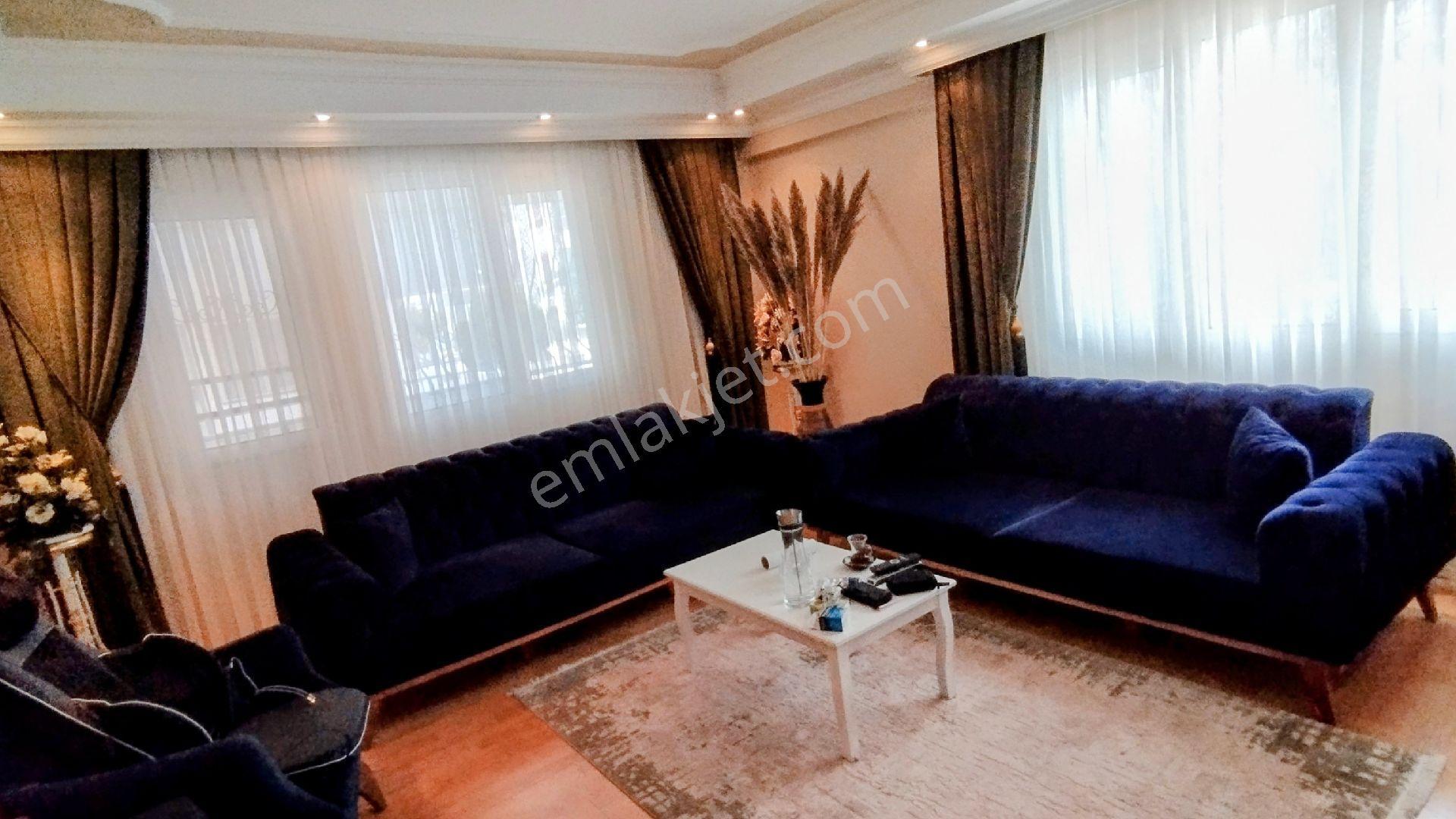 Latmos Emlak,tan Y.cami Mah Satılık 3+1daire