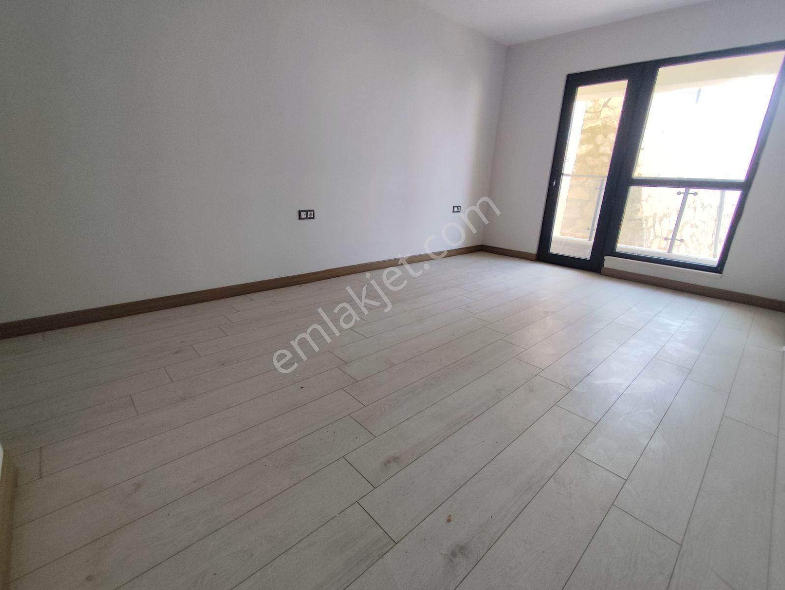 Güzelyalı Göl Toki" Lerde Takasa Açık 3+1 Kapalı Mutfak - Görsel 19