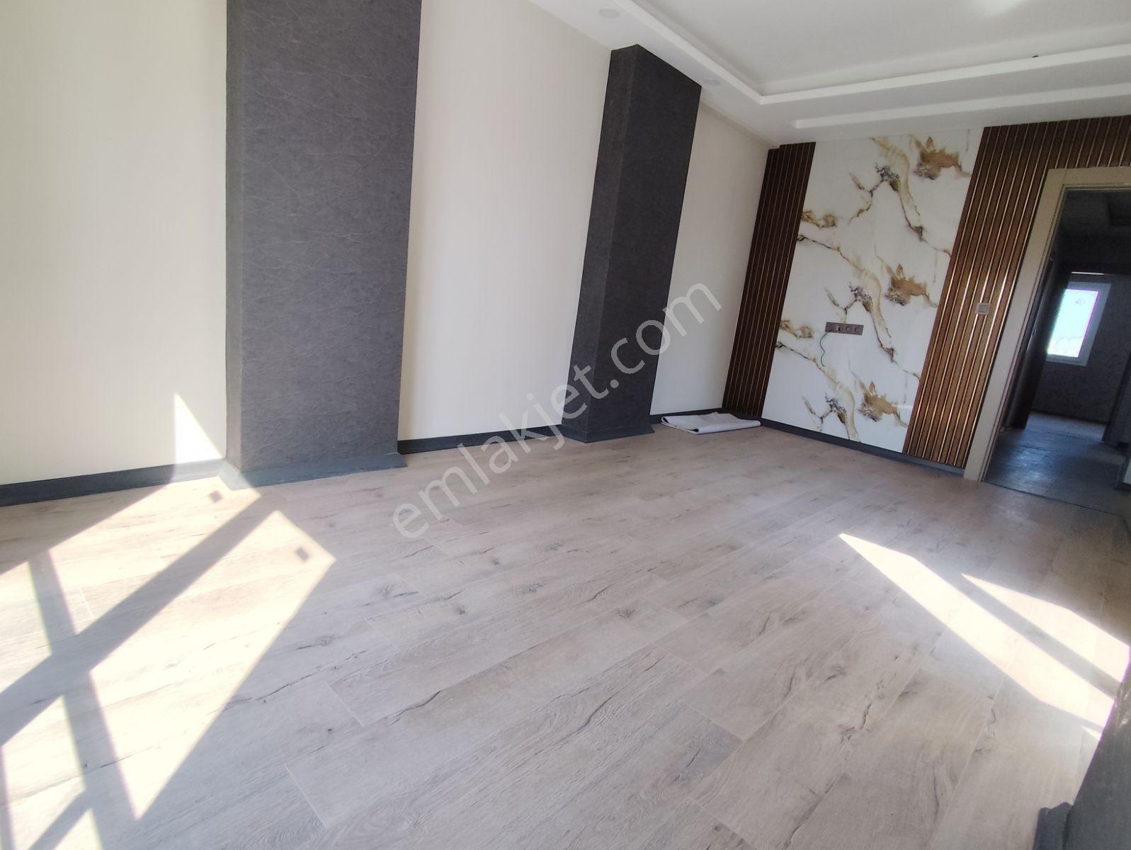 Merkezi Lokasyonda Bulvar Üzerinde Kiralık 2+1 Daire - Görsel 2