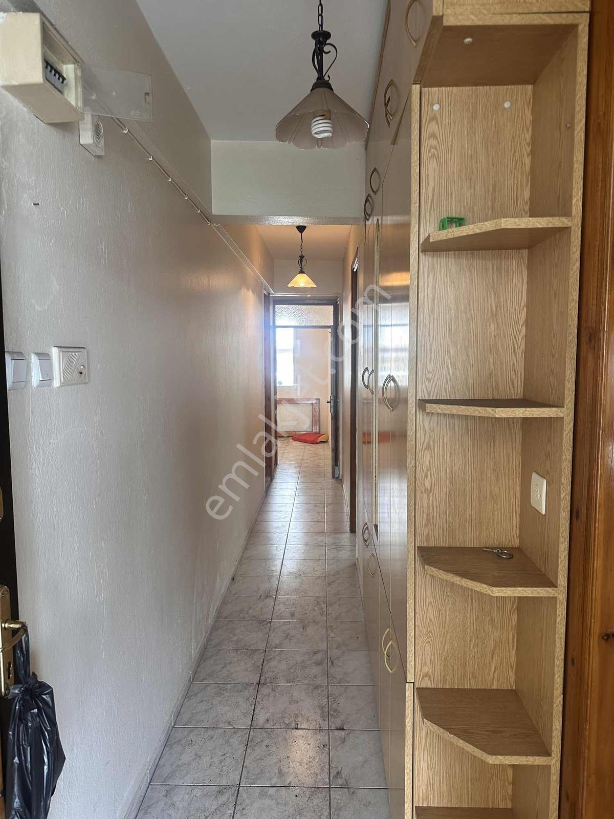 Menemen Cadde Üstü Merkezi Konum 3+1