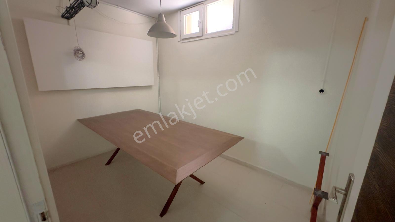 Remaxtan Kiralık Cadde Üzerinde 174 M2 Boş Dükkan - Görsel 7