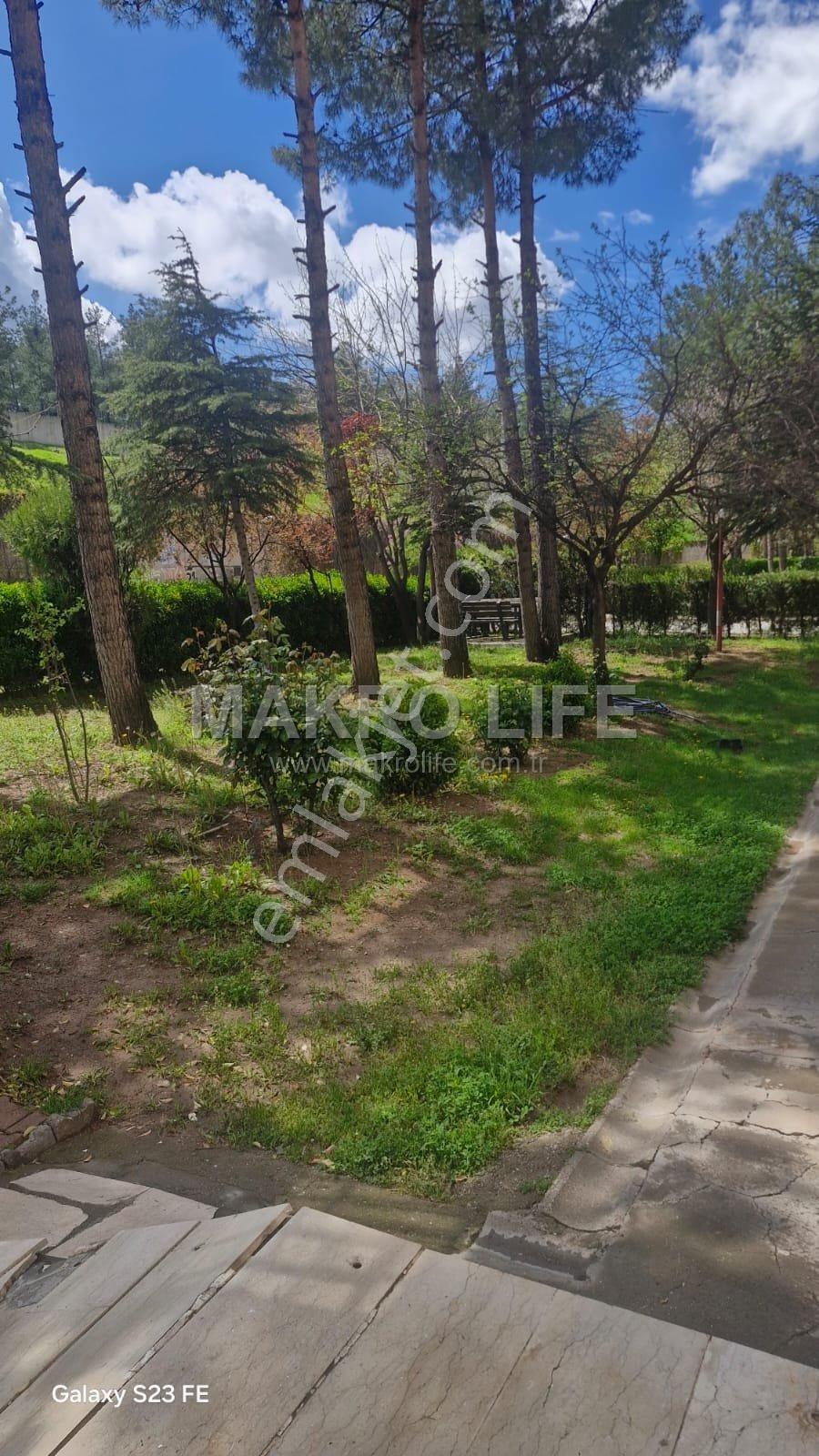 Seyrantepe Toplu Konut'ta 3+1 Full Bakımlı Satılık Daire - Görsel 33