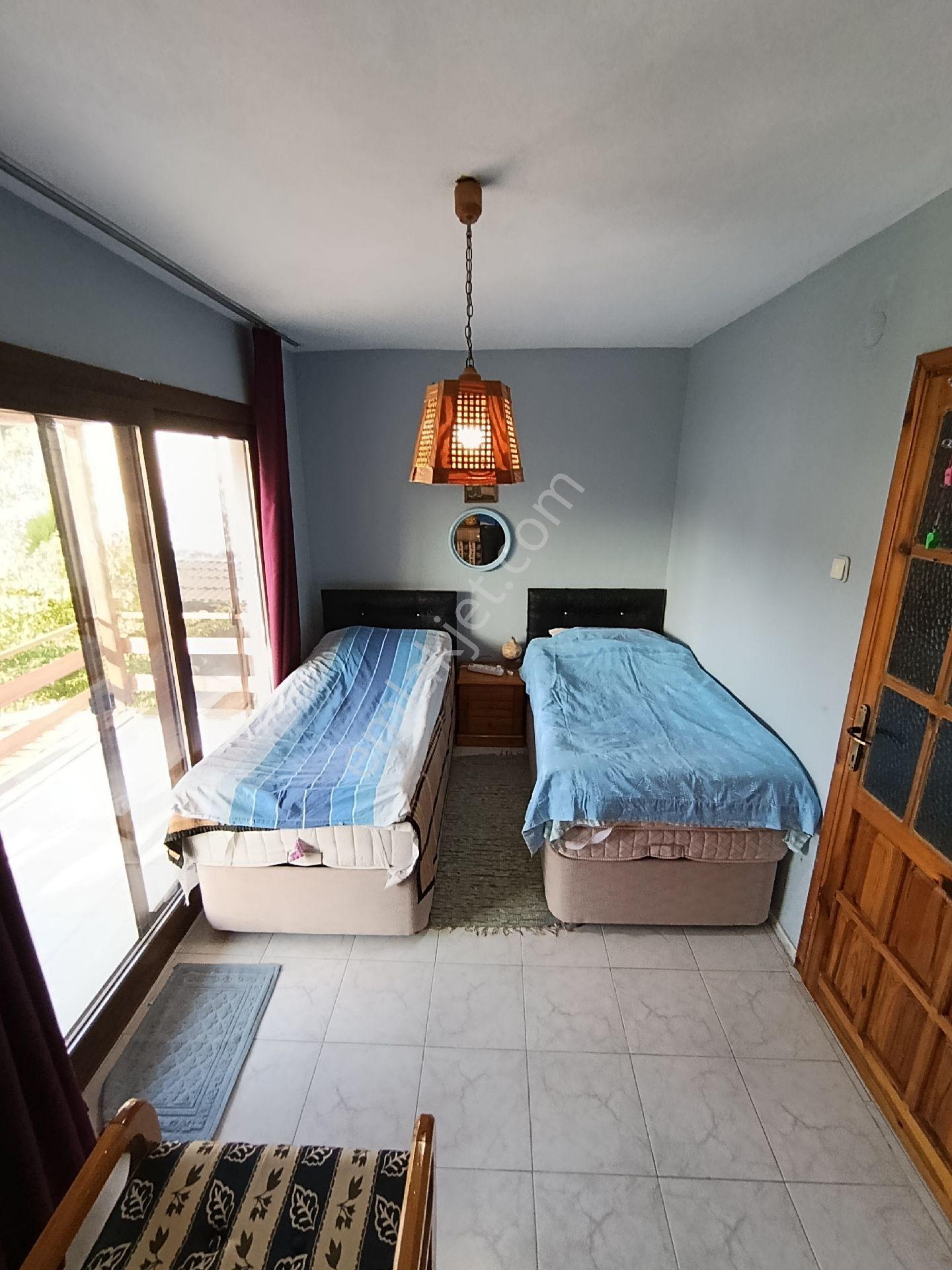 Taş Emlak'tan Site İçinde Bakımlı Fırsat Villa - Görsel 30