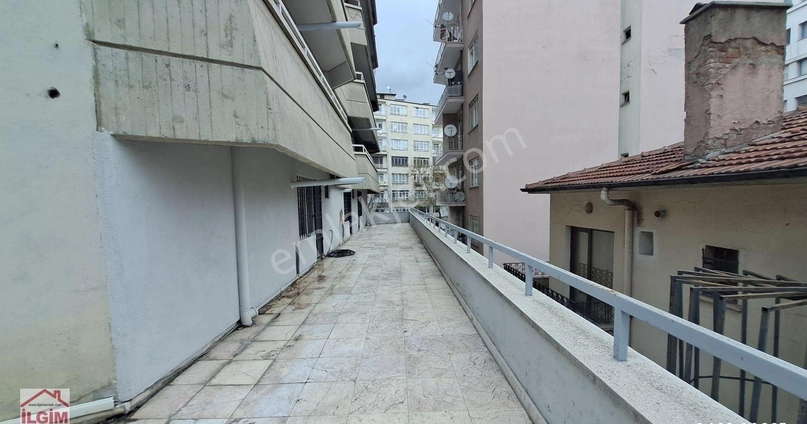 Kızılay Ziya Gökalp Caddesi Ted Yakını 2+1 Teras Kullanımlı Daire - Görsel 22