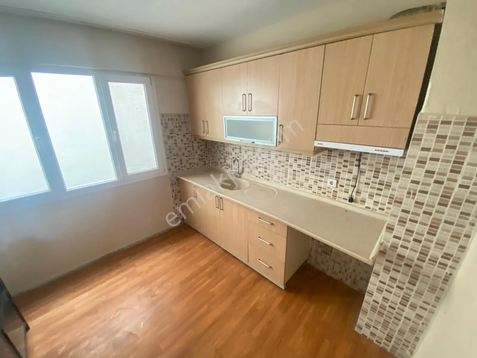 Acil Buca Şirinyer Merkez Yakını 2+1 95m2 Ayrı Mutfak Kiralık Daire - Görsel 5