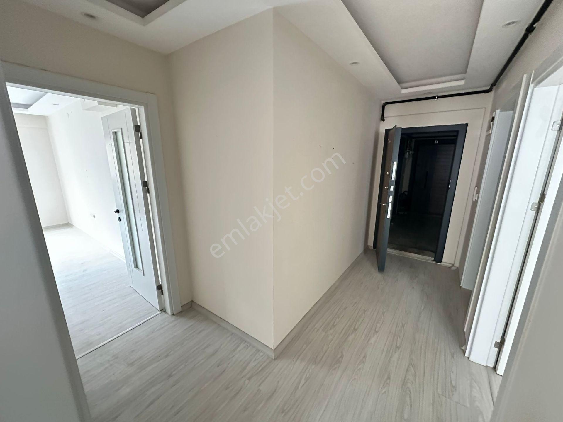 Zeki Emlak'tan Manisa Yunusemre Muradiye Mahallesinde Kiralık 2+1 Daire - Görsel 9