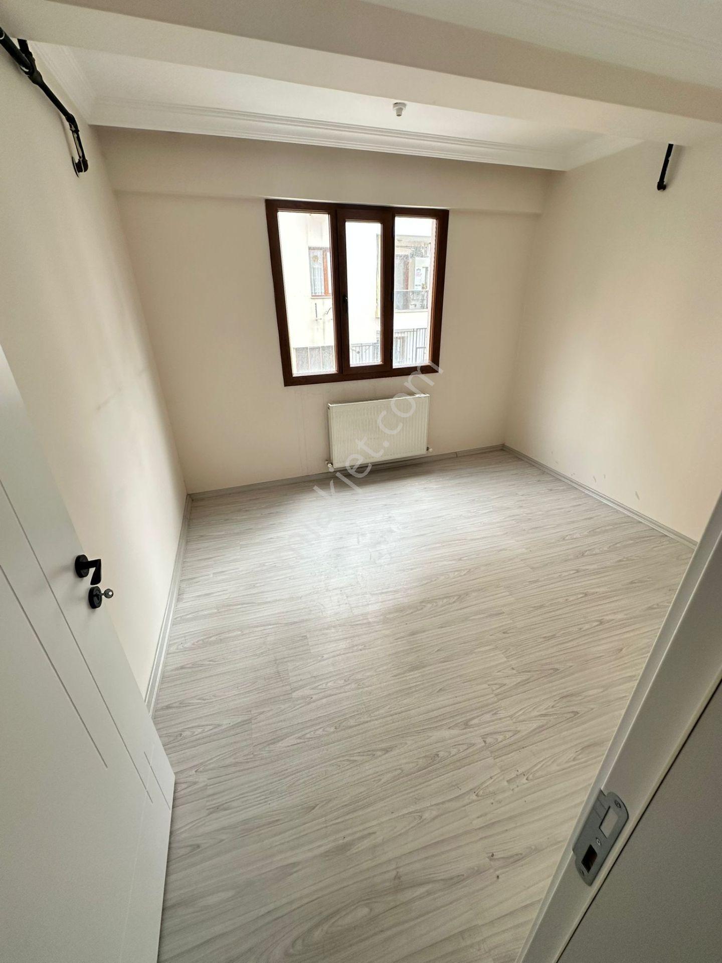 Zeki Emlak'tan Manisa Yunusemre Muradiye Mahallesinde Kiralık 2+1 Daire - Görsel 11