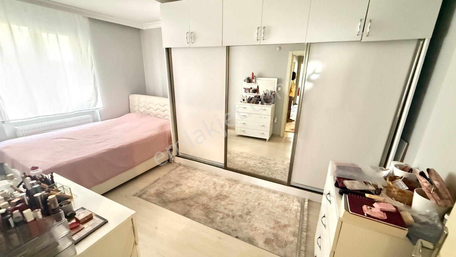 Bülent Yılmaz'dan Cadde Üzerinde 2+1 3.kat 90m² Satılık Daire - Görsel 20