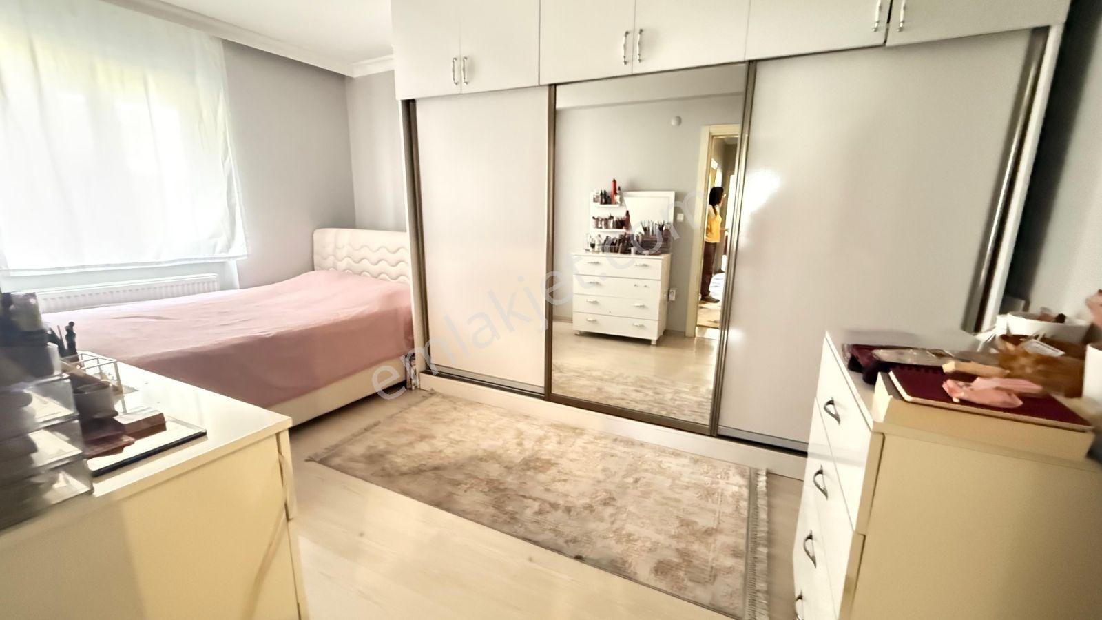Bülent Yılmaz'dan Cadde Üzerinde 2+1 3.kat 90m² Satılık Daire - Görsel 31