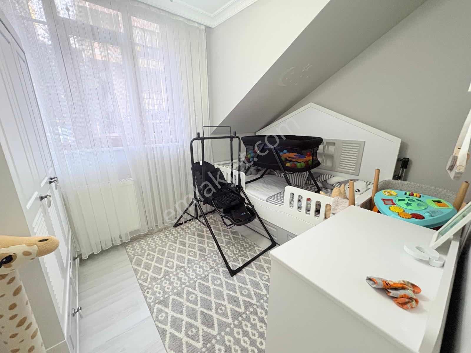 Bülent Yılmazdan 9 Yaşında 75.yıl Mah 2+1 90m² Satılık Bahçekatı - Görsel 11