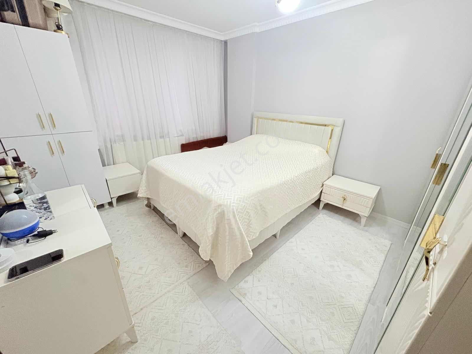 Bülent Yılmazdan 9 Yaşında 75.yıl Mah 2+1 90m² Satılık Bahçekatı - Görsel 30