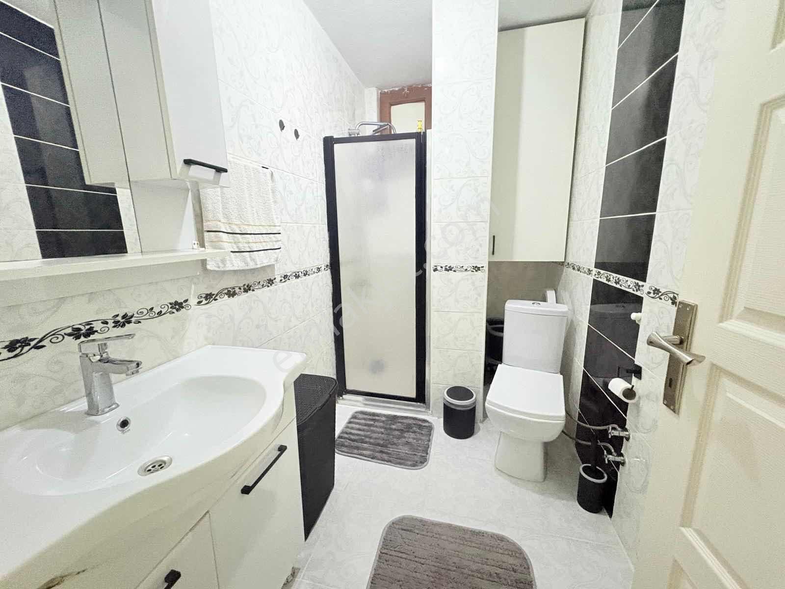Bülent Yılmazdan 9 Yaşında 75.yıl Mah 2+1 90m² Satılık Bahçekatı - Görsel 13