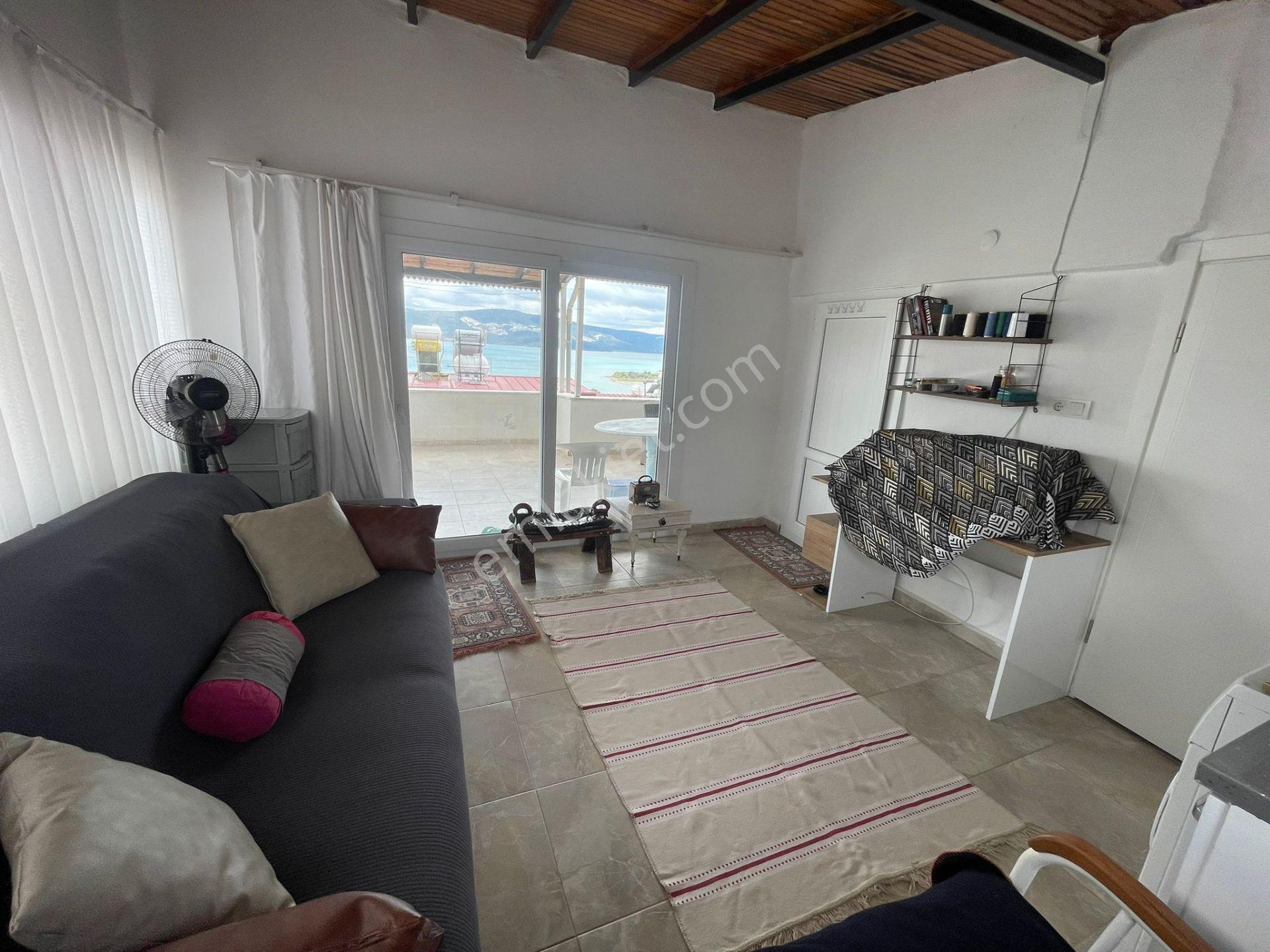 Kumkent Sitesinde Full Deniz Manzaralı Bahçeli 3+1 İkiz Villa - Görsel 33