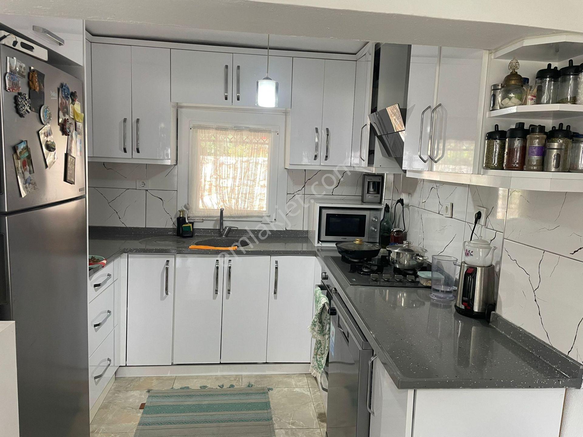 Kumkent Sitesinde Full Deniz Manzaralı Bahçeli 3+1 İkiz Villa - Görsel 17