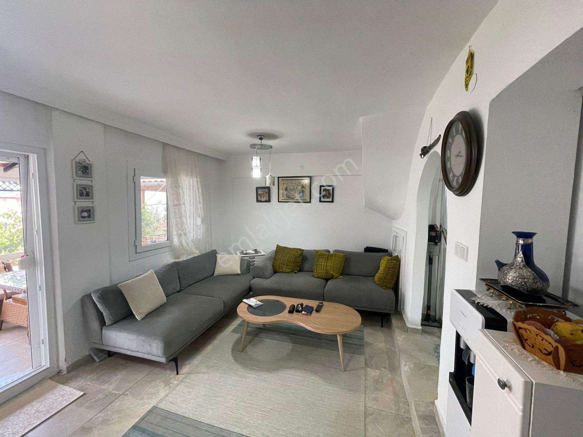Kumkent Sitesinde Full Deniz Manzaralı Bahçeli 3+1 İkiz Villa - Görsel 16
