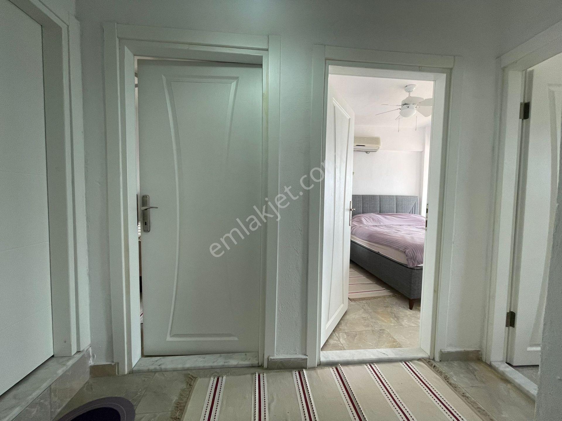 Kumkent Sitesinde Full Deniz Manzaralı Bahçeli 3+1 İkiz Villa - Görsel 22